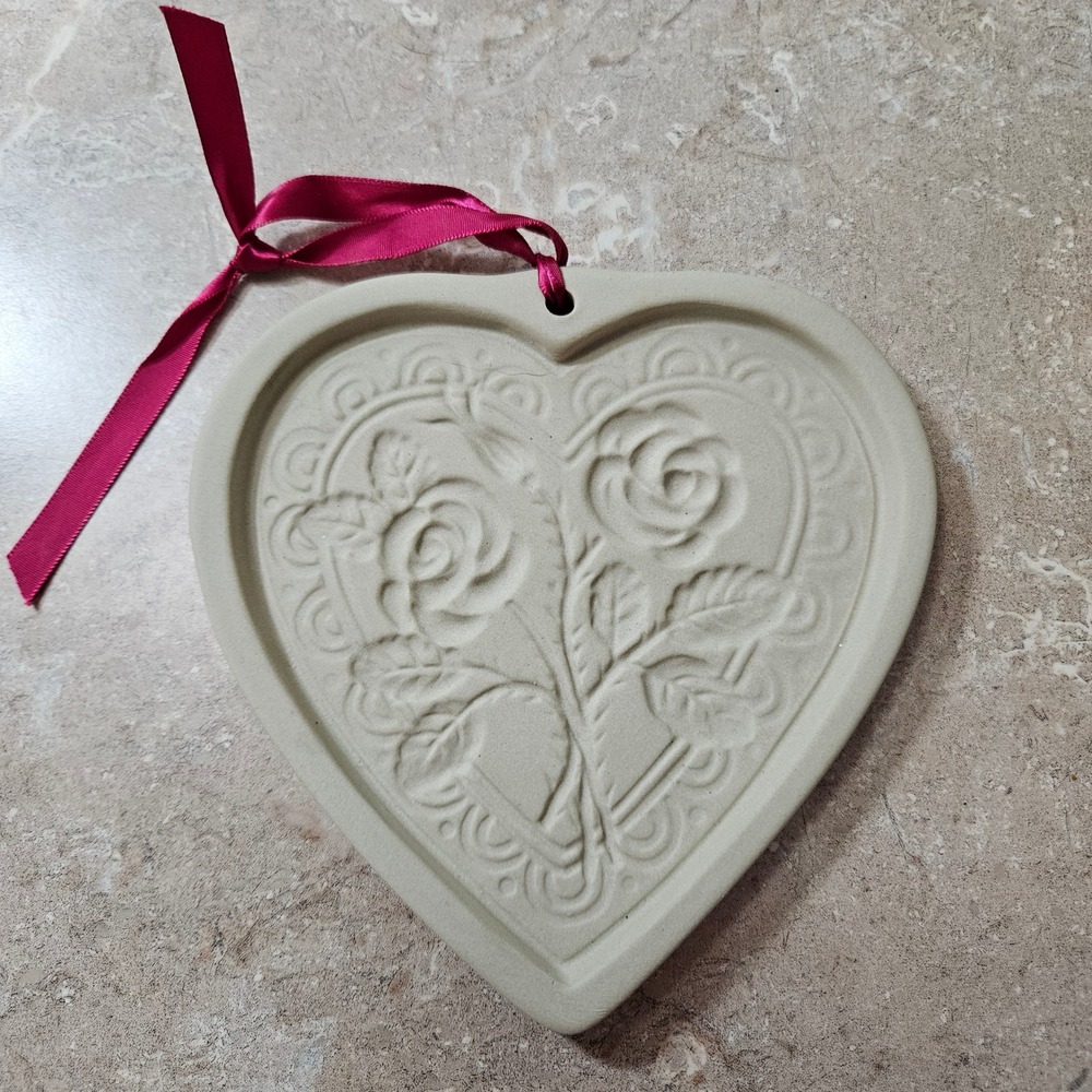 Brown Bag Cookie Art Heart Ornament Roses Embossed Wall Decor 1992 Press stamp